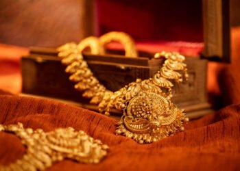 پاکستان اور عالمی مارکیٹ میں سونا سستا ہوگیا