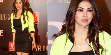 بھارتی اداکارہ مونی رائے نے پلاسٹک سرجری کی افواہوں پر خاموشی توڑ دی