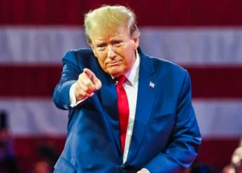 آپ نے گھبرانا نہیں ہے‘ ٹرمپ کا معاشی بے یقینی سے دوچار امریکی شہریوں کو مشورہ