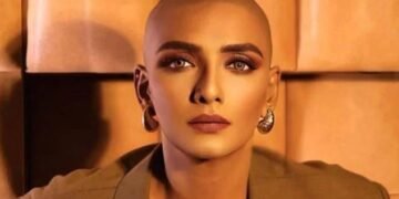 اکشے کمار کی ساتھی اداکارہ شانتی پریا نے اپنا سر منڈوا لیا