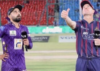 کراچی کنگز کا کوئٹہ گلیڈی ایٹرز کیخلاف ٹاس جیت کر بیٹنگ کا فیصلہ