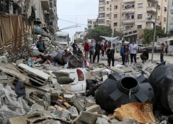 اسرائیلی افواج کا شمالی غزہ کے مکینوں کو فوری انخلاء کا حکم: بڑی فوجی کارروائی کی تیاری