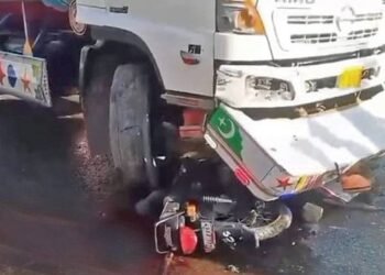 کورنگی ویٹا چورنگی پر ٹریلر کی ٹکر سے ایک اور قیمتی جان ضائع