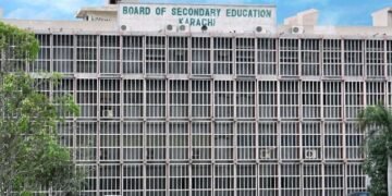 کراچی میٹرک بورڈ میں غیر قانونی طور پر امتحانی مراکز تبدیل کرانے کاانکشاف
