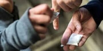 منشیات فروشوں کیساتھ رابطے کا الزام، سندھ پولیس کی لیڈی سب انسپکٹر معطل