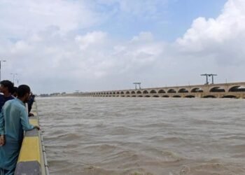دریائے سندھ سے کینالیں نکالنے کے منصوبے کے خلاف سندھ بھر میں احتجاج