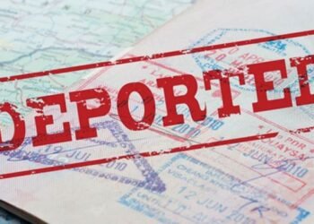 ڈی پورٹ ہونے والے ہزاروں پاکستانیوں کے پاسپورٹ بلاک