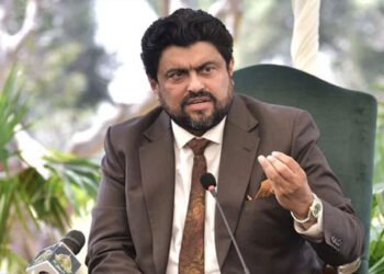 کراچی لاوارث نہیں، ڈمپر حادثات شہریوں کے لیے پریشانی کا سبب بن رہے ہیں: گورنر سندھ کامران ٹیسوری