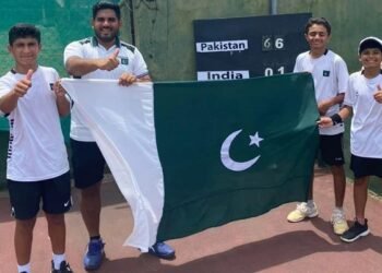 ٹینس کورٹ میں پاکستان کی دھواں دار کارکردگی! بھارت کو آؤٹ کلاس کر کے فائنل میں جگہ بنا لی