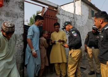 ملک میں غیر قانونی غیر ملکیوں کے خلاف آپریشن مزید تیز، وزیر داخلہ کا بڑا اعلان