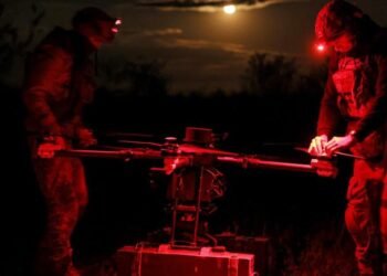 یوکرینی ڈرونز کا روسی ایئر بیسز پر تاریخی حملہ، 40 بمبار طیارے تباہ