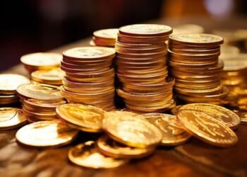 فرانس کے پرانے گھر کی دیواروں سے نایاب سونے کا خزانہ برآمد، 35 لاکھ ڈالر میں نیلام