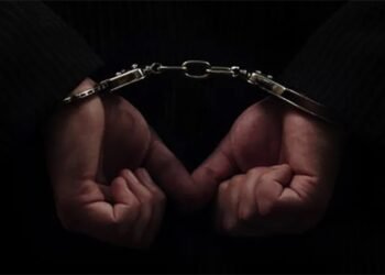 پاکپتن پولیس مقابلہ: ڈاکو اپنے ہی ساتھیوں کی گولی کا نشانہ بن کر گرفتار