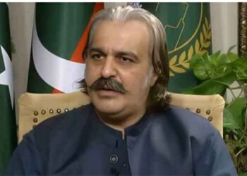 جب حکم ملا، حکومت اڑا دیں گے: علی امین گنڈاپور کا بڑا دعویٰ