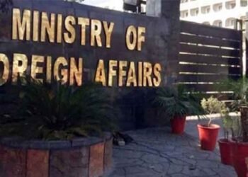 ایران میں پاکستانیوں کیلئے ہنگامی ہدایات جاری: سفیر کا اہم اعلان