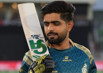 بابر اعظم کا بگ بیش لیگ میں شاندار معاہدہ طے، سڈنی سکسرز کا ٹیزر جاری