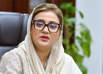 جرنلسٹ اور فنکاروں کو صحت کارڈ فراہم کیے جائیں گے، عظمیٰ بخاری
