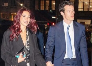 دعا لیپا نے معروف اداکار کالم ٹرنر سے منگنی کرلی