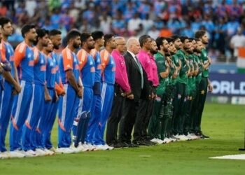 ایشیا کپ فائنل: پاکستان کی بھارت کے خلاف شاندار بیٹنگ کا آغاز، 7 اوورز میں 57 رنز بنالیے