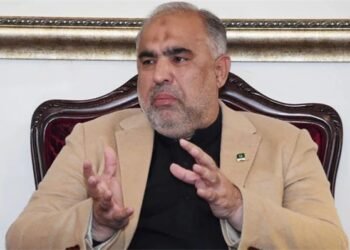 کالاباغ ڈیم پر علی امین گنڈاپور کا بیان ذاتی رائے ہے، پارٹی مؤقف نہیں: اسد قیصر