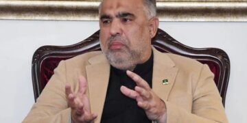 کالاباغ ڈیم پر علی امین گنڈاپور کا بیان ذاتی رائے ہے، پارٹی مؤقف نہیں: اسد قیصر