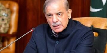 دہشتگردی کا نیا خطرہ افغانستان سے اٹھ رہا ہے، عالمی برادری طالبان پر دباؤ ڈالے:وزیراعظم