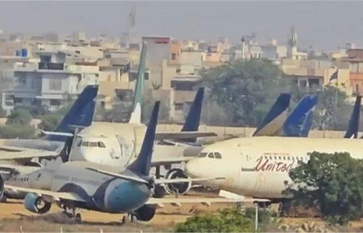 کراچی ائیرپورٹ پر کئی سال سے کھڑے ناکارہ طیارے ہٹانے کا فیصلہ