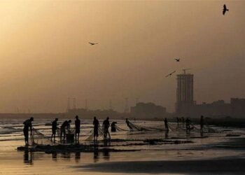 بھارت نے روزگار کی تلاش میں جانے والے 11 پاکستانی ماہی گیر گرفتار کرلیے