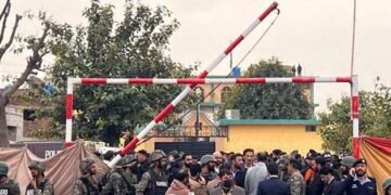 اسلام آباد کی مسجد میں حملہ کرنیوالے خودکش بمبار کی شناخت ہوگئی، افغانستان سے تربیت حاصل کی: ذرائع