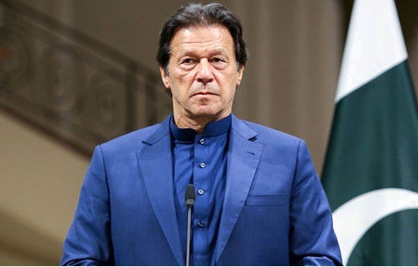 عمران خان کو دائیں آنکھ میں بینائی کم ہونے کی شکایت تھی، میڈیکل رپورٹ سامنے آ گئی